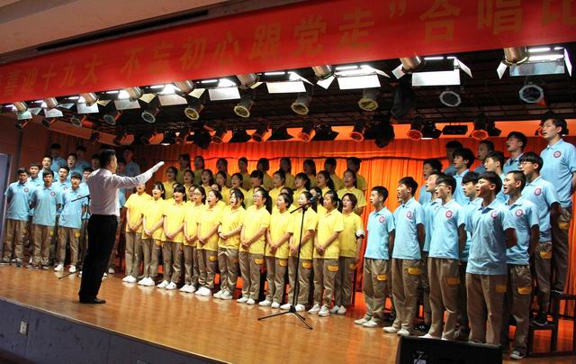 調整大小 4、二等獎：16綜合技師班代表隊.jpg